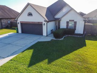 156 Towne Way, Thibodaux, LA 70301