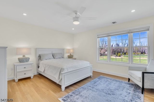 42 Brantwood Ter, Mansfield Twp., NJ 07840