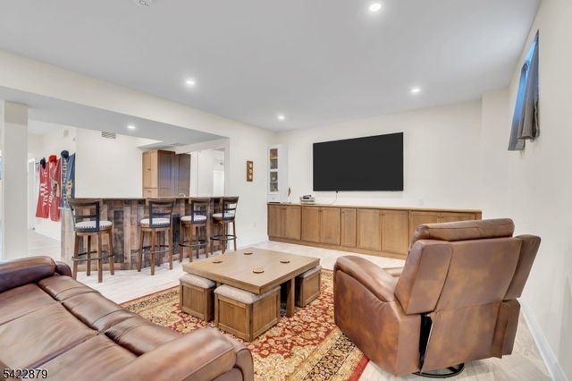 42 Brantwood Ter, Mansfield Twp., NJ 07840