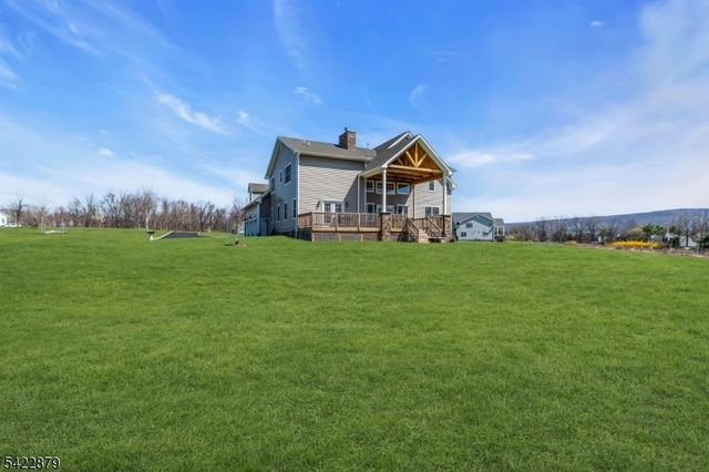 42 Brantwood Ter, Mansfield Twp., NJ 07840