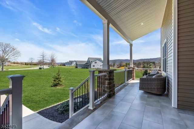 42 Brantwood Ter, Mansfield Twp., NJ 07840
