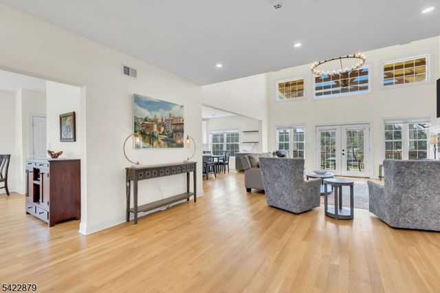 42 Brantwood Ter, Mansfield Twp., NJ 07840