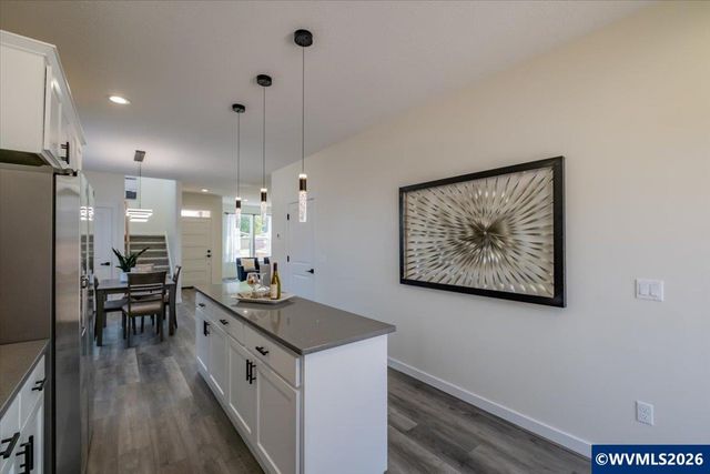 538 S 7th St, Independence, OR 97351