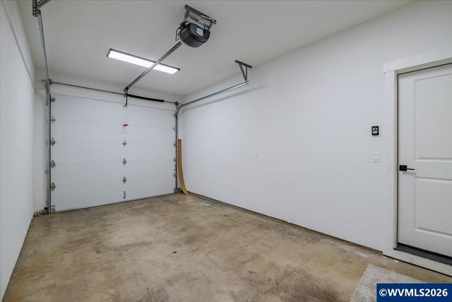 538 S 7th St, Independence, OR 97351