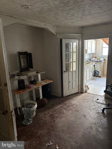 619 E GODFREY AVE, Philadelphia, PA 19120