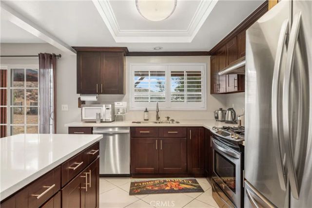 2923 Michelle Lane, Highland, CA 92346