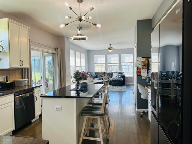 10220 Sagebrush Lane, Dyer, IN 46311