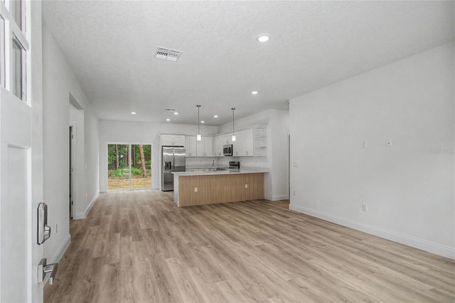 247 E MC FADDIN PLACE, Citrus Springs, FL 34434
