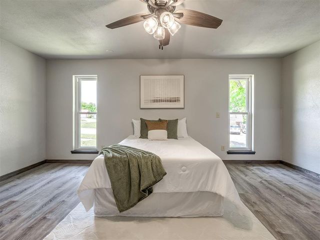 1908 E Willow Creek Terrace, Mustang, OK 73064