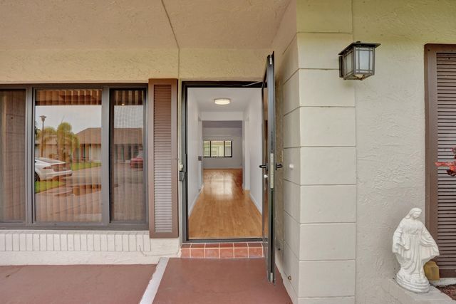 2253 SW 17TH Drive, Deerfield Beach, FL 33442