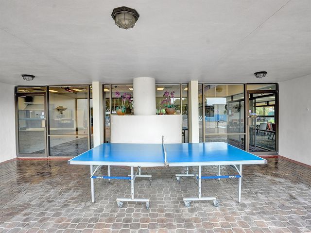 2253 SW 17TH Drive, Deerfield Beach, FL 33442