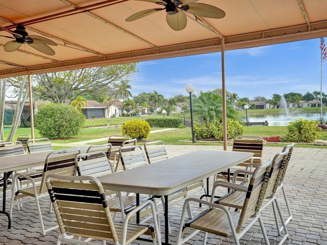 2253 SW 17TH Drive, Deerfield Beach, FL 33442