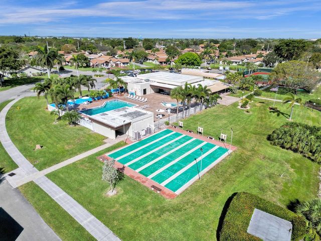 2253 SW 17TH Drive, Deerfield Beach, FL 33442