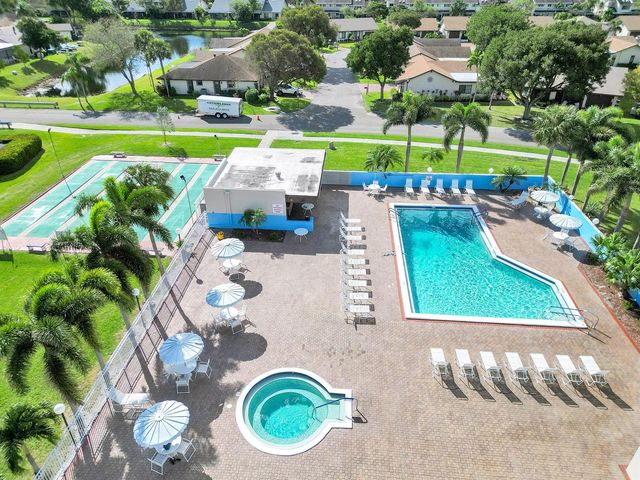 2253 SW 17TH Drive, Deerfield Beach, FL 33442
