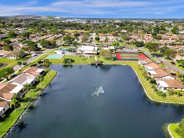 2253 SW 17TH Drive, Deerfield Beach, FL 33442