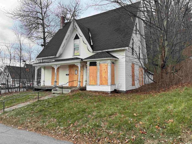 33 Pleasant Street, Littleton, NH 03561