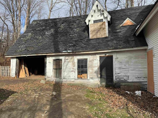 33 Pleasant Street, Littleton, NH 03561