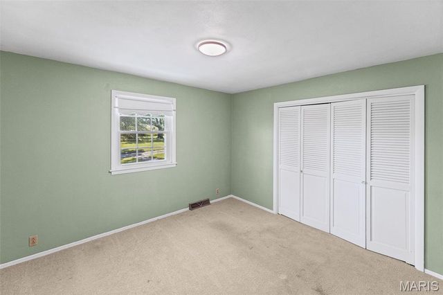 2101 S Spur 127, Greenville, IL 62246