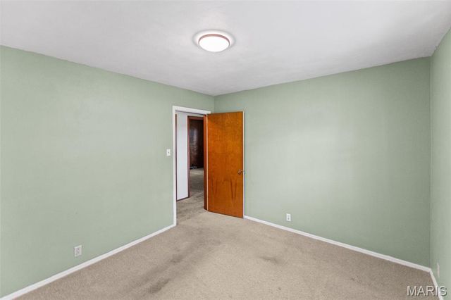 2101 S Spur 127, Greenville, IL 62246