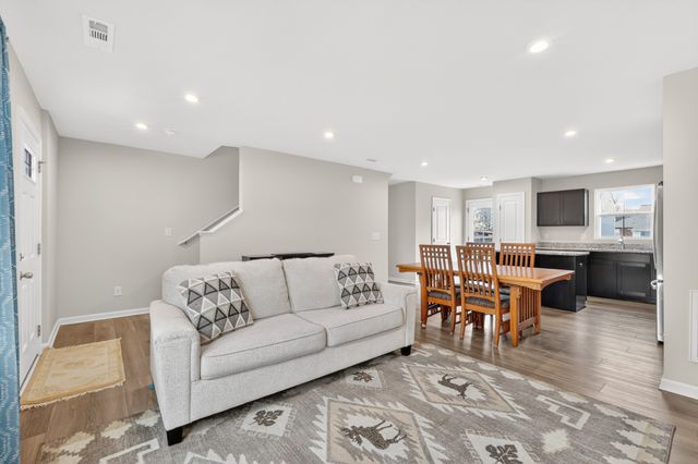 317 Heritage Ave, Gallatin, TN 37066