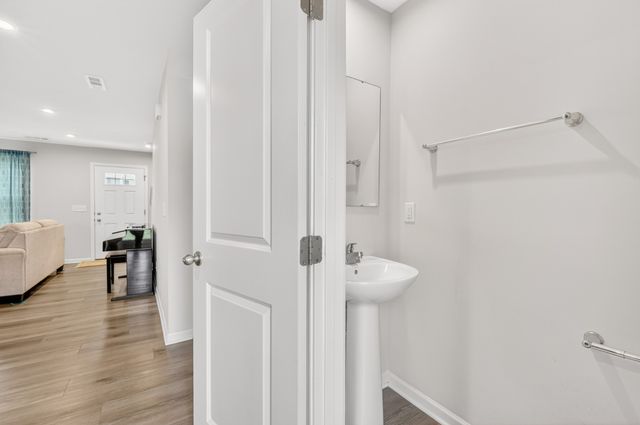 317 Heritage Ave, Gallatin, TN 37066