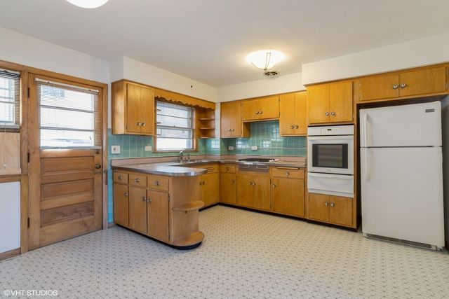 7 S Home Avenue 1N, Park Ridge, IL 60068