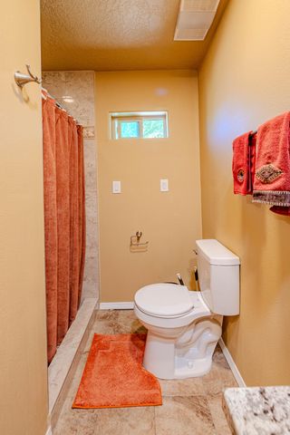1808 Bryn Mawr Drive NE, Albuquerque, NM 87106