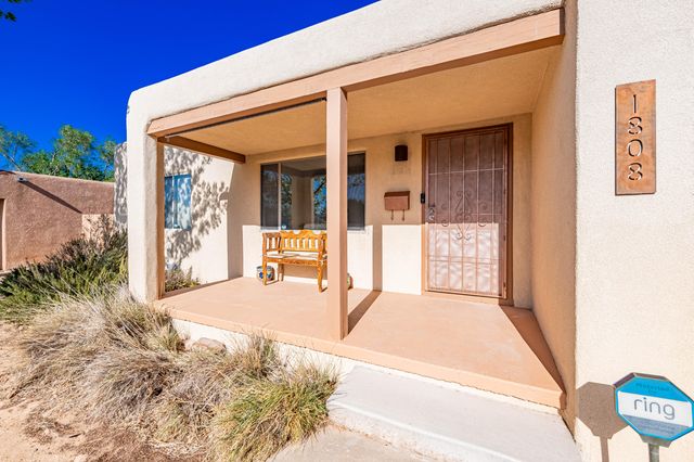 1808 Bryn Mawr Drive NE, Albuquerque, NM 87106