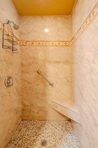 1808 Bryn Mawr Drive NE, Albuquerque, NM 87106