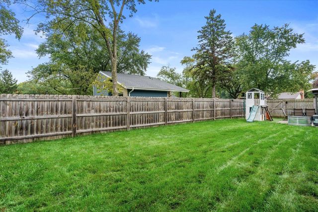 4800 Sussex LANE, Greendale, WI 53129