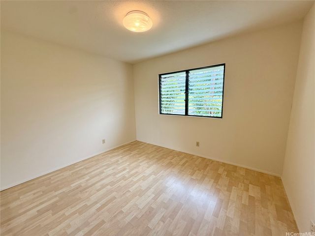 1214 Nehoa Street A, Honolulu, HI 96822
