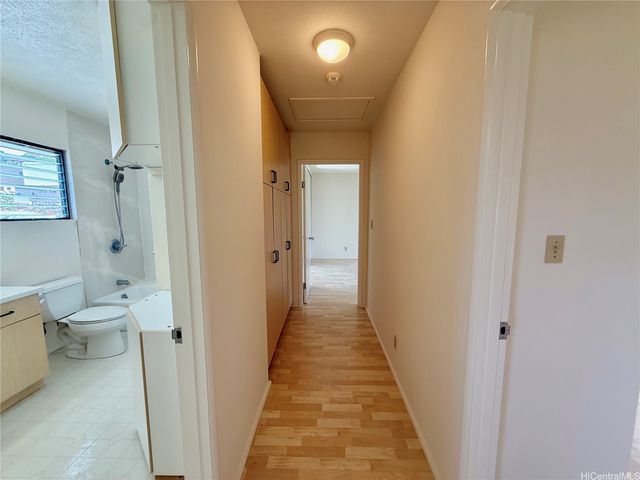 1214 Nehoa Street A, Honolulu, HI 96822