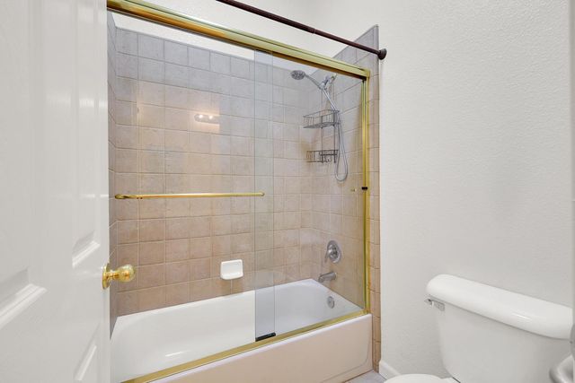 640 Corby Ct, Yuba City, CA 95991