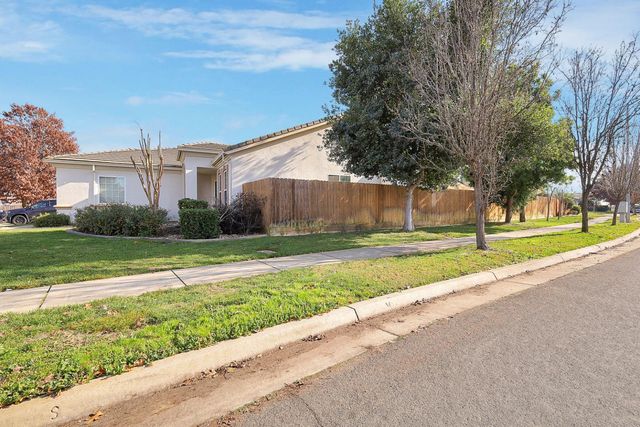 640 Corby Ct, Yuba City, CA 95991