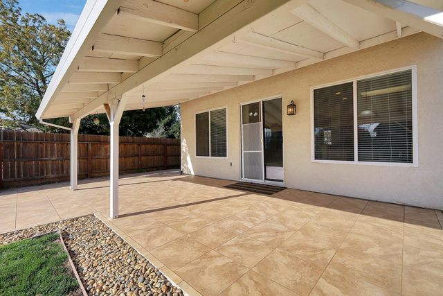 640 Corby Ct, Yuba City, CA 95991