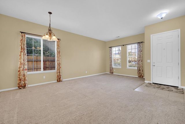 640 Corby Ct, Yuba City, CA 95991