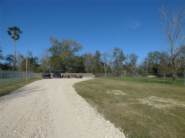 4312 Western Avenue, West Orange, TX 77630