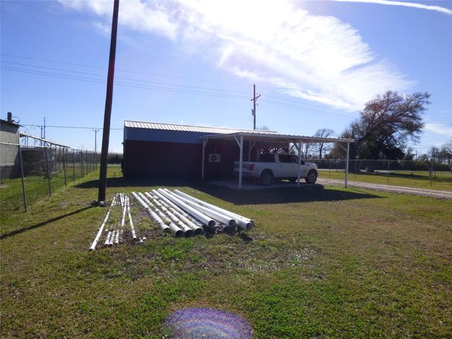 4312 Western Avenue, West Orange, TX 77630