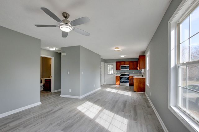 125 Brooks Aly, Clarksville, TN 37040