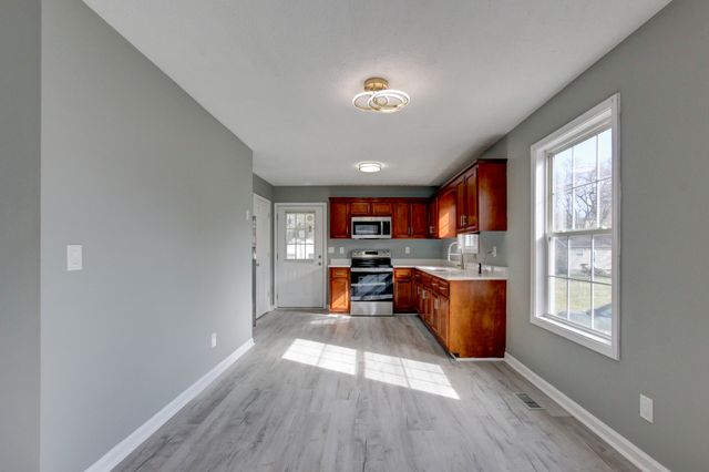 125 Brooks Aly, Clarksville, TN 37040