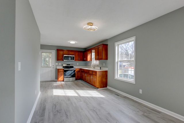 125 Brooks Aly, Clarksville, TN 37040