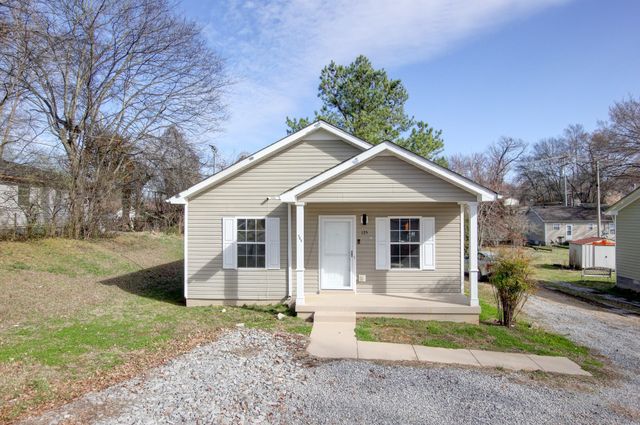 125 Brooks Aly, Clarksville, TN 37040