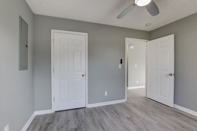 125 Brooks Aly, Clarksville, TN 37040