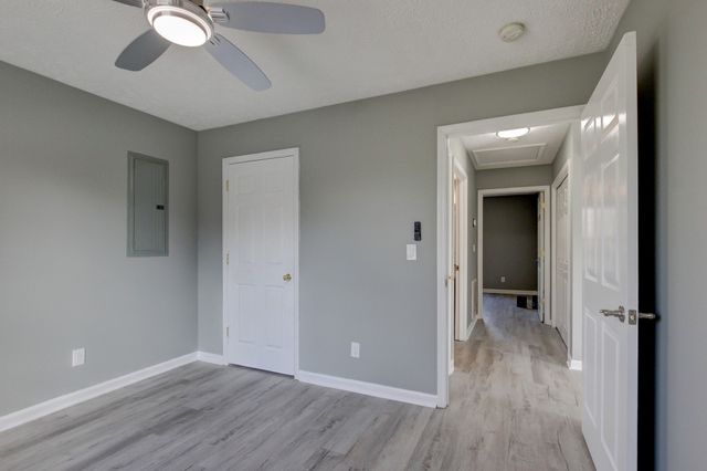 125 Brooks Aly, Clarksville, TN 37040