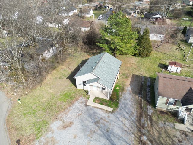 125 Brooks Aly, Clarksville, TN 37040