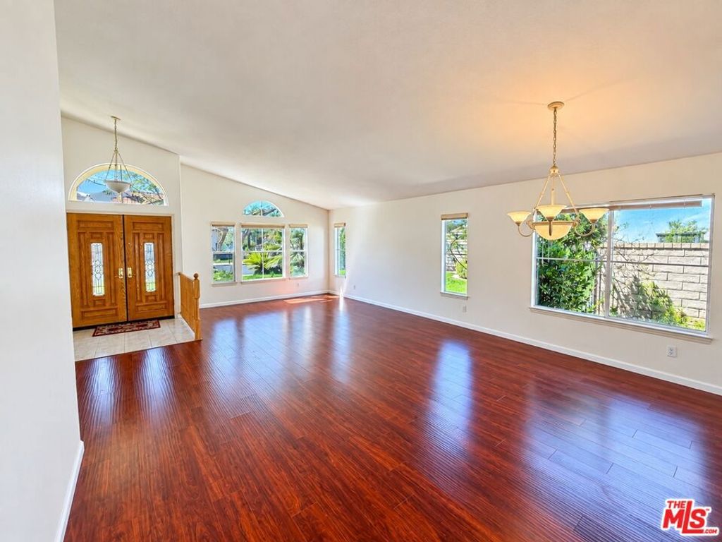 1647 Amarelle Street, Thousand Oaks, CA 91320 — photo 5
