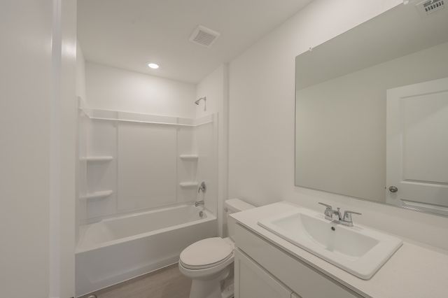 2105 Jesse James Lane, Cleburne, TX 76058