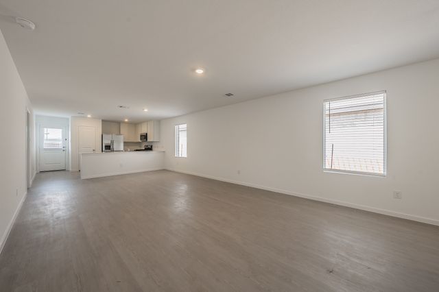 2105 Jesse James Lane, Cleburne, TX 76058