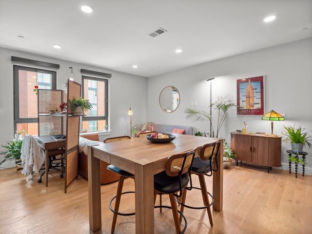 9 Central St 104, Somerville, MA 02143