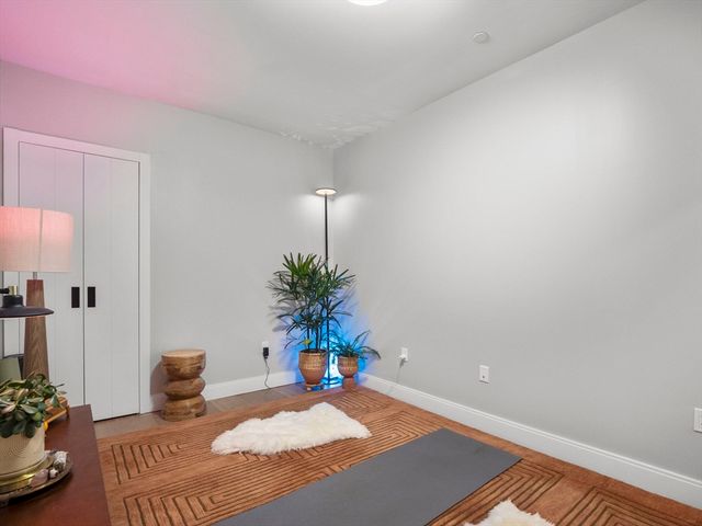 9 Central St 104, Somerville, MA 02143